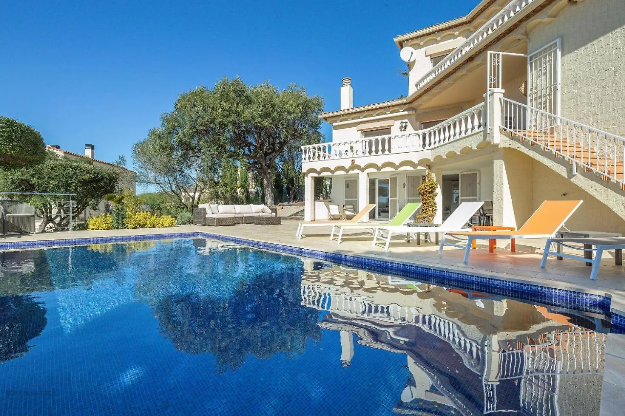 V013 - Villa Mas Isaac - Palau Saverdera 0*,  إسبانيا
